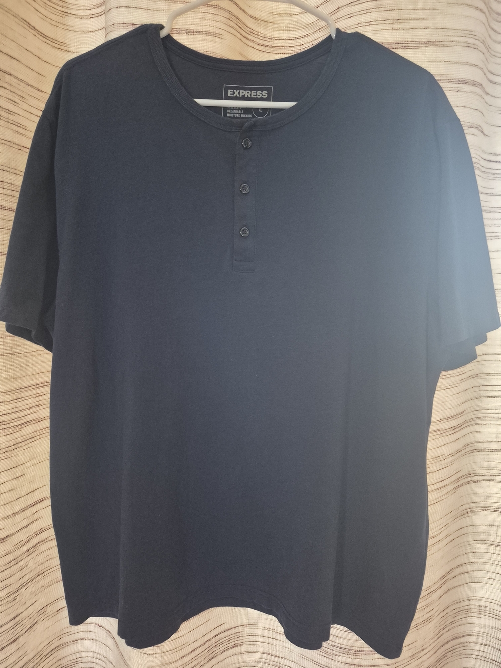 Express Men’s Navy Short-Sleeve Henley Tee